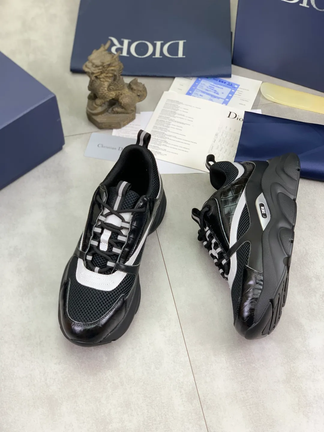 Men's shoes 💰P480 new style 💰new color high quality🔥🔥🔥, Dior [Dior] official website newly released 1:1 copy, the shoe body is made of imported original fine and breathable cloth and selected first-layer cowhide ➕original fine mesh lining insole, perfect shape and top quality 🙈rubber foam combination outsole is super light and wear-resistant👣, super hot style Code number: 38-45 (46 47 customized)
